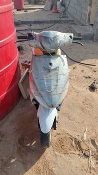 دراجه للبيع افكس السعر 75 07741887086