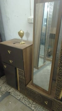 غرفة ٨ قطع • نضيف • بي مجال