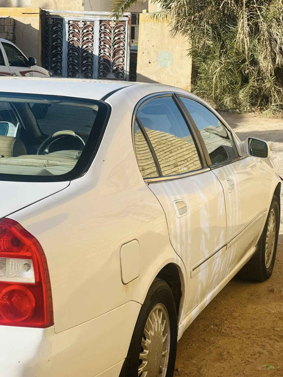 سلام عليكم البيع. شيري  موديل 2012سياره مكفوله بس بنيد بيه 
وخياس ابد مابيه سياره نضيفه حيل  رقم نجف دولي بسمي 
سنويه 2031 مكينه 2400 السعر 32وبيه مجال
مكاني سماوه. الهلال  ***********
