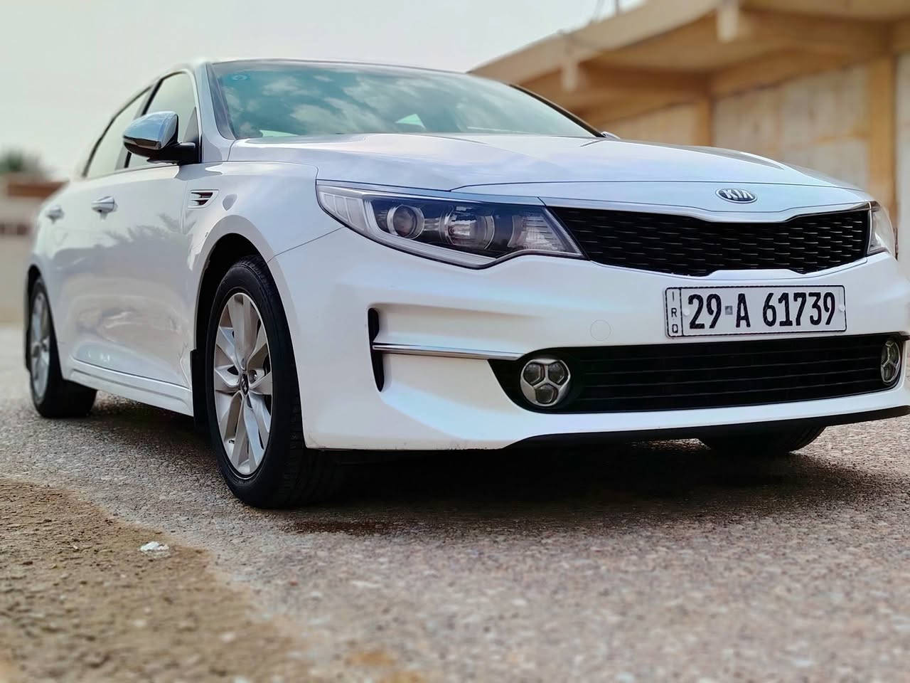 بسم الله
أوبتما 17 شكل ال18 خليجي كفاله عامه باسمي رقم واسط نكليزي محرك 2000 دوش سونارها بيها تخم تاير حداديه مكينه كير كفاله شرط السعر ب175 وبيها مجال قليل *********** مكاني قضاء علي الغربي ميسان
