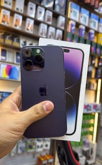 14 برو ماكس عربي شرق اوسط  بطاريه 84 /256G  07710137288 توصيل موجود