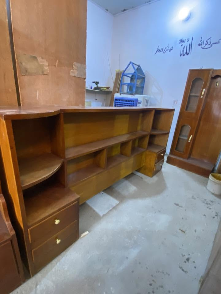 غرفه حطاطه مكاني ابو غريب منطقت الشيحه السعر ٢٧٥نضافه٨٠بل مييه. *********** غرفه كامله
