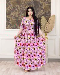 فستان نسائي • كشمير ثري دي • فري سايز ١١٠كغ