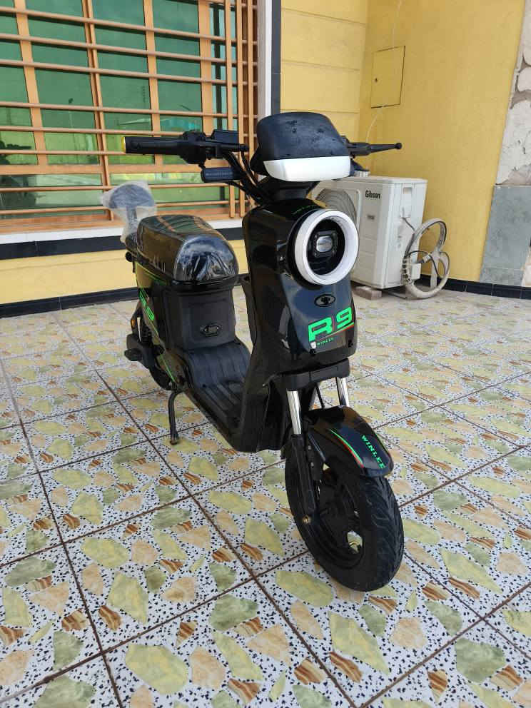 سلام عليكم دراجه R9 مديل 26 بطاريات كبار حجم 32 وينلي وصل شراء موجود جديده وجاهزه سعرها 475 انتصل *********** مكاني بصره زبير
