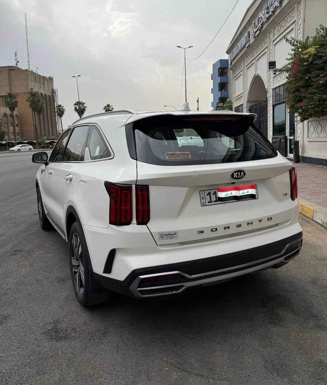 كيا سورنتو موديل 2021 خليجي كفالة عامة صور السونار بالمنشور 

رقم بغداد دولي

ماشية 41 

ستة سلندر 

بصمة

كشنات كهرباء

صندوك كهرباء

مري شفط 

حساسات 

تشغيل عن بعد 

قمارة حديد 

كير عصا 

كامرة خلفية

كشنات جلد 

السعر 265 وبيها مجال

مكان السيارة بغداد
*********** بغداد, العراق
