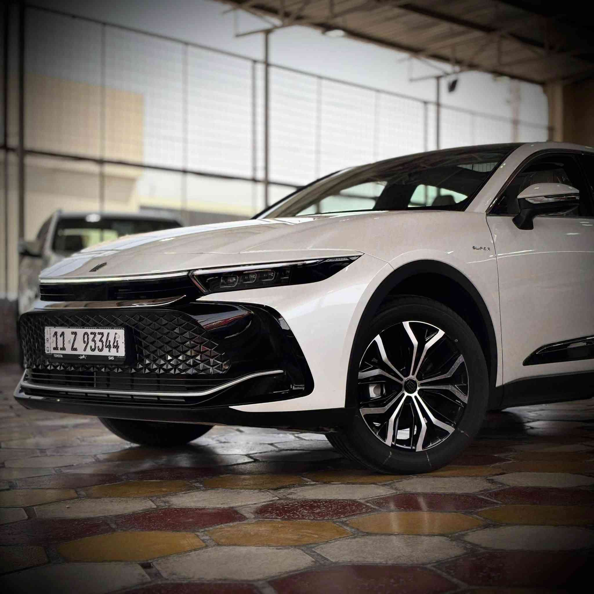 #امجد_الحسني_لتجارة_السيارات

TOYOTA CROWN —— 2026 ——

➖ ضمان شركة ✔️ SAS ✔️—✔️صيانة مجانية✔️
➖ زيرو غير مستخدم
➖ محرك 2500 هايبرد
➖ مقاعد جلد كهربائية
➖ تدفئة + تبريد مقاعد
➖ رادار أمامي خلفي مع تحديد المسار
➖ كاميرات 360 درجة
➖ بانوراما
➖ بردة خلفية
➖ ستيرن كهرباء

📞 للاستفسار أكثر الاتصال على الرقم 
***********
📍 بغداد – معارض البياع – الشارع الثاني⁩⁩

#امجد_الحسني_لتجارة_السيارات⁩

