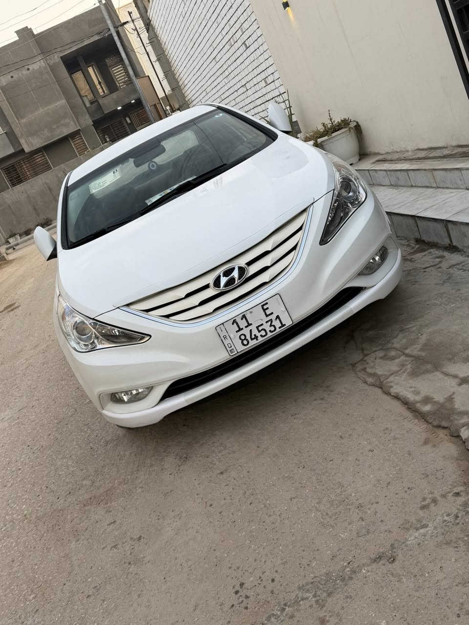 السلام عليكم للبيع سوناتا خليجي موديل ٢٠١٣ رقم بغداد مكفوله من الصبغ والتبديل وجاهزه من كلشي مابيه اي نقص مكينه ٢٤٠٠ دبل كير تبريد خلفي مري شفط شاشه كامره ممانه بابل حي الصحه عارضه ١٤٠ وبيه مجال للاتصال ***********
