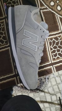 نيو بالانس • أصلي • قياس ٤٠٫٥