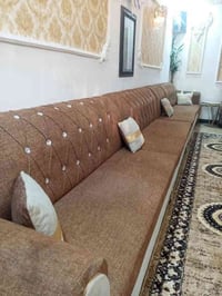 تخم ديوان نظيف جديد استعمال قليل سعر ٦٠٠ بي مجال العنوان بغداد منطقة ا...