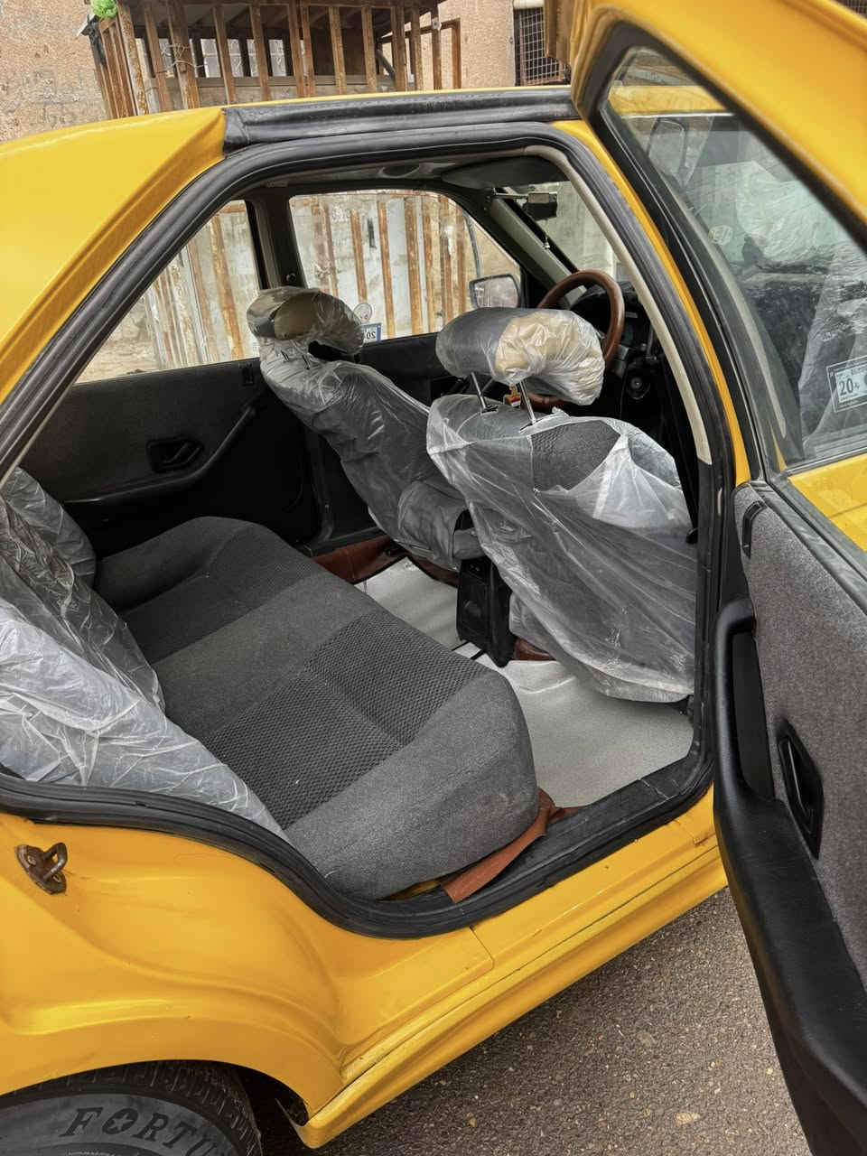 سلام عليكم بيجو بارص 2015مكفوله كفاله عامه عده هلال واحد مصلح سياره جاهزه خير مـــن الله السعر 48المكان الحسينيه الراشديه الستفسار ***********
