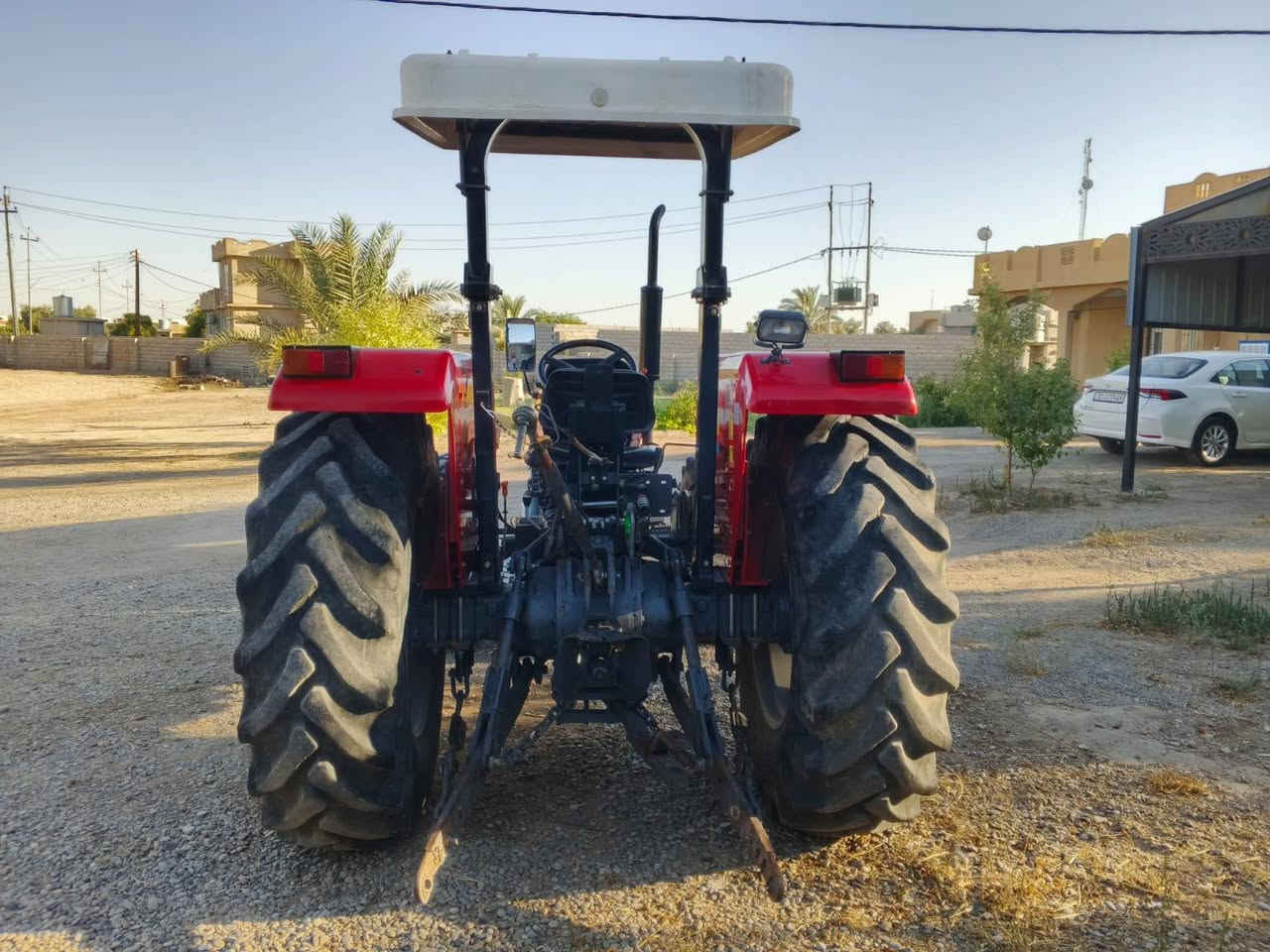 (للبيع)
فورگسن هندي 2014 نضيف حيل  وضعية الشركة
تايرات جدد فلاتر الشركة مكينة ممتازة حيل كلشي بي على وضعية الشركة نضافة ممتازة عزم ممتاز تنكتر لووك
ماينقصة بس ستر الله تشغل وتكرب (والنضافة كما موضح بالصور وتگدر تجي تاشوفوو وتتأكد بنفسك عن جودة المكينة لأن شسولف عن نضافتوو ماراح اوصفها بالضبط نضيف حيل ) ماينقصة كلشي حتئ صباينوو بي وبنب گريز (تشحيم) أيضاً مالات الشركة
(المكان قضاء الحويجة قرية الماحوز) 
للأستفسار الاتصال بالرقم ***********
واتساب ***********

