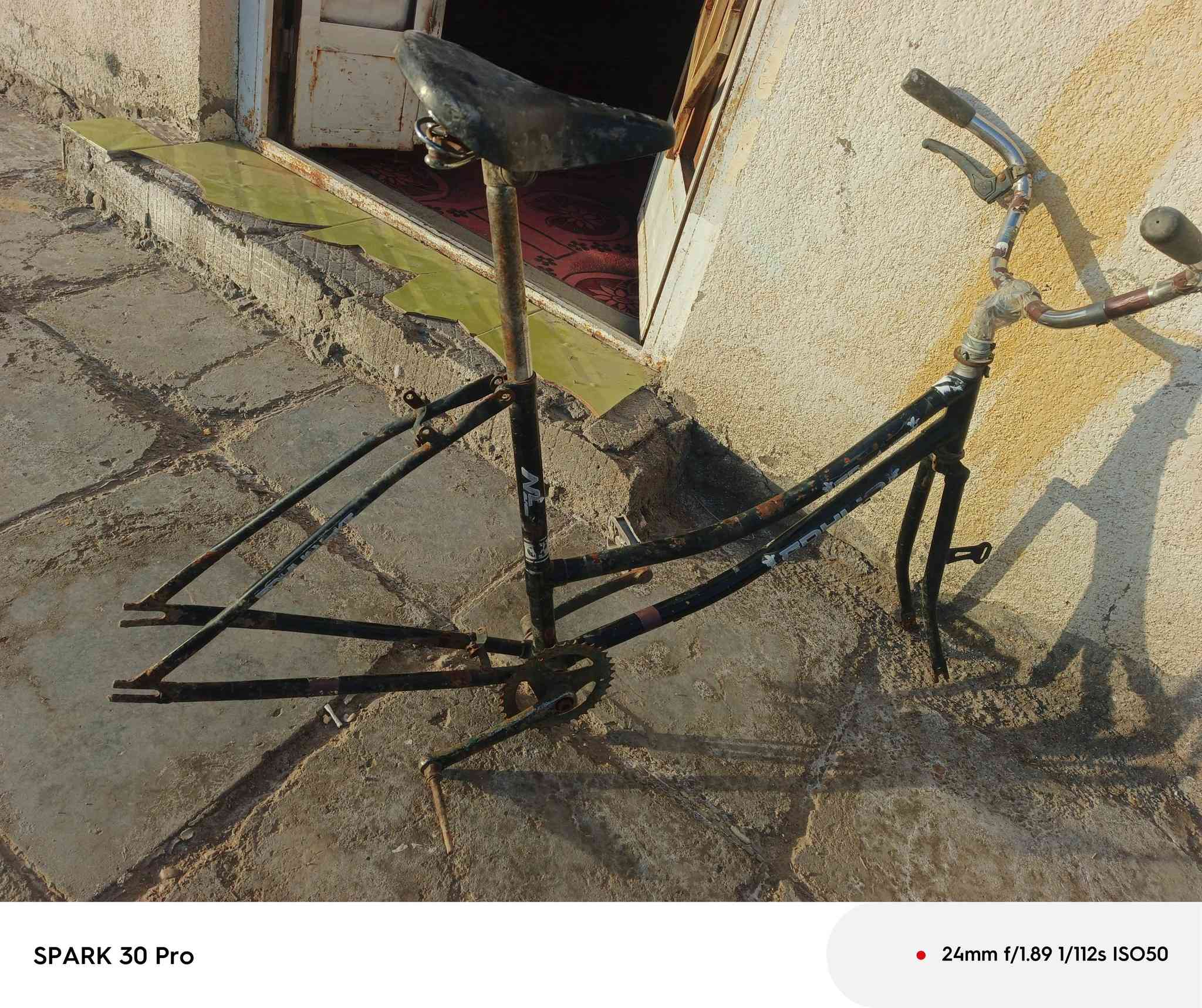 سلام عليكم لشه للبيع قيم واخذ ***********
