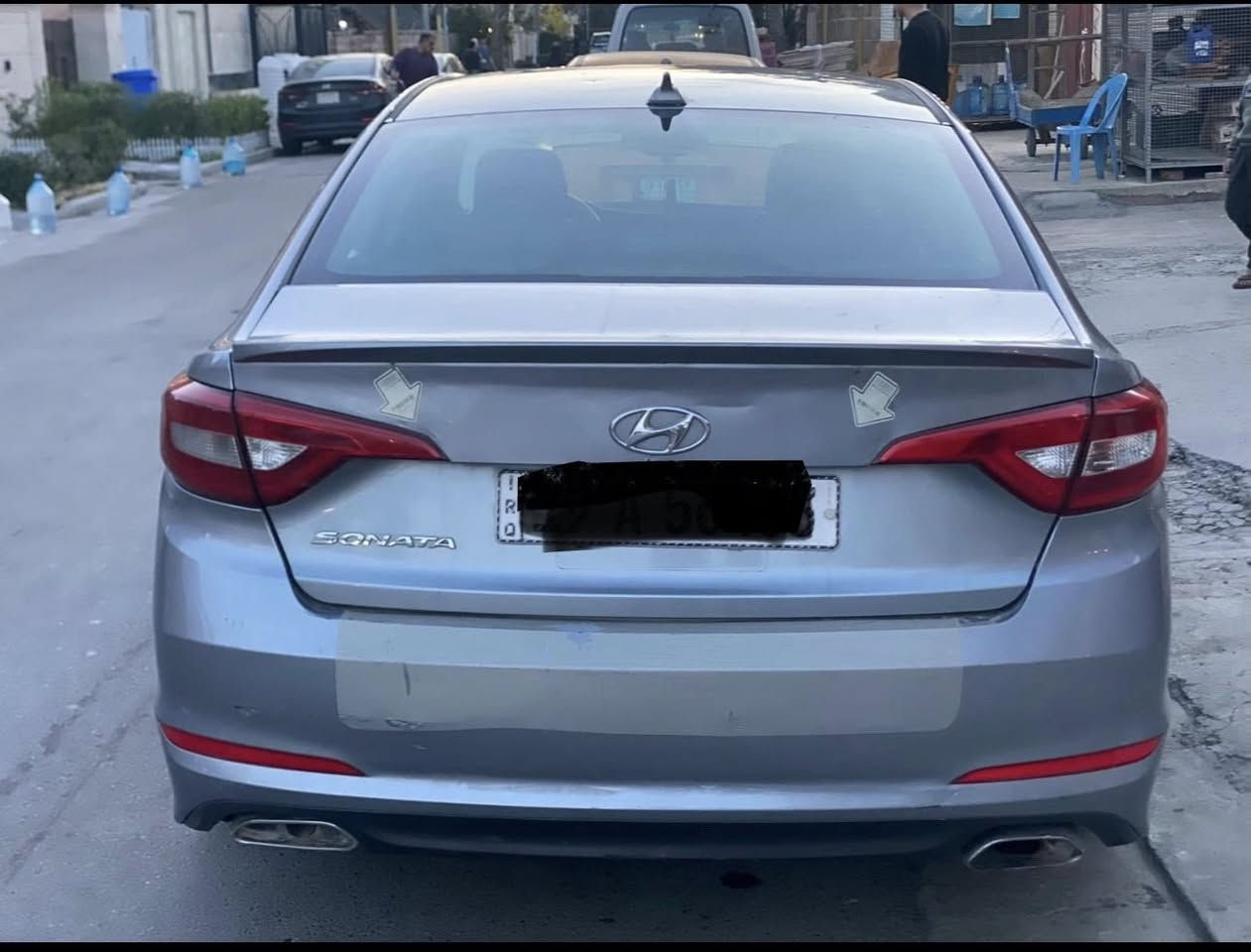 السلام عليكم
للبيع سونات 2015
التفاصيل كالاتي:
١- مواصفات 
٢-محرك 2.4 جيد  
٣- گير جيد 
٤- تايرات نظيفة 
كهربائي٦
٧- شاشة وكامرة 
٨- مصابيح زنون 
٩-كهرئيات جاهزة
١٠- السيارة بسمي وسنوية ورقم جديد
السيارة نظيفة جداً وكاملة من كل النواحي السعر المطلوب135 ورقة قابل للتفاوض مكان السيارة بغداد للاستفسار ***********
