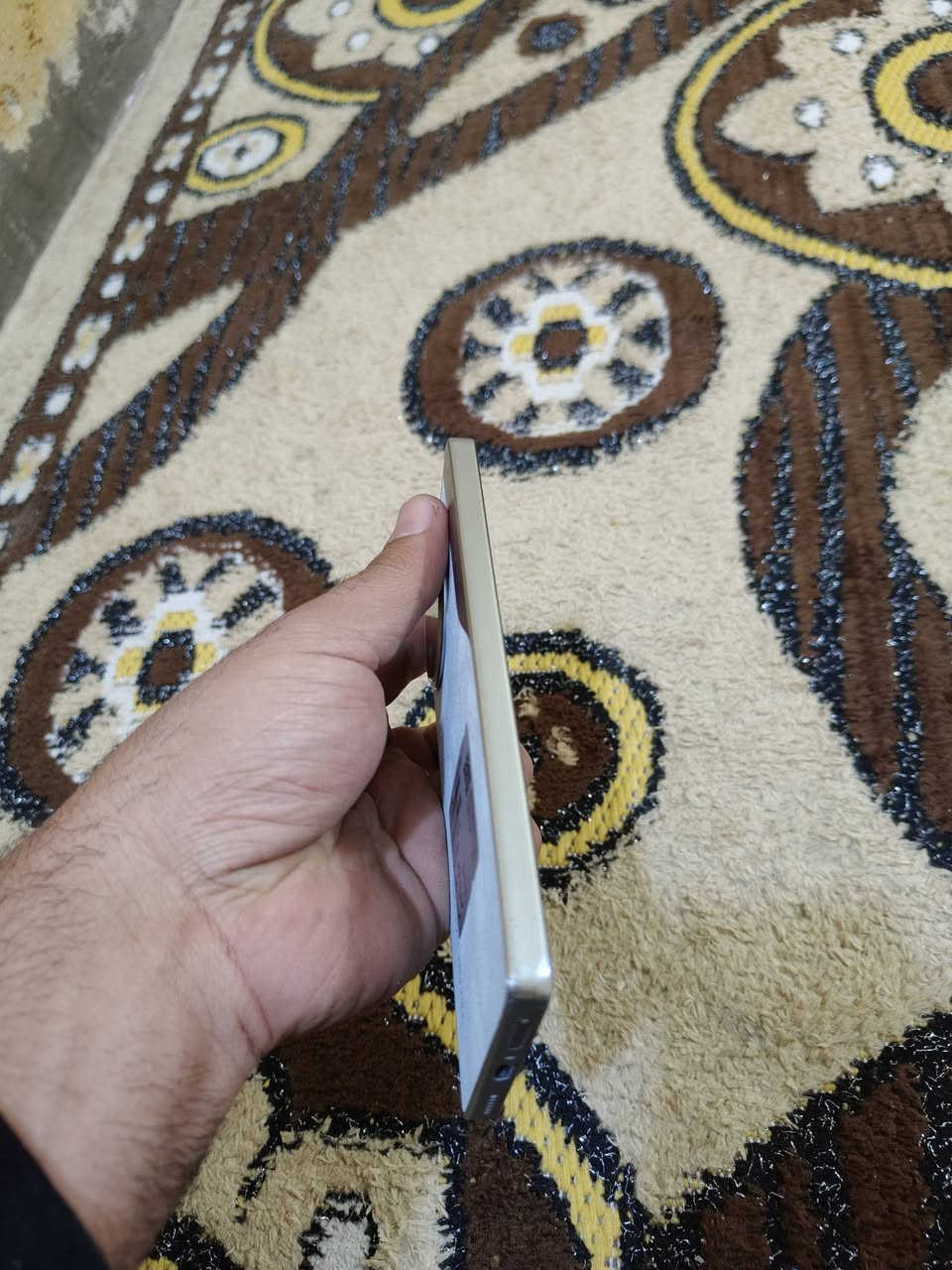 السلام عليكم تكنو كامون 30بروو مكفول من كلشي فقط تلفون الفلاش ميشتغل وبي شخط زغير بشاشه موضحه بصوره تلفون نضيف لا كسر ولا فطر فقط شخط للبيع او المراوس السعر ب190
مكاني النجف ناحية الحريه ***********
