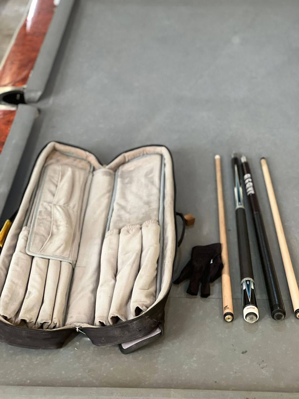 للبيع السعر 250 وبيهن مجال كيوب لعب كوبا +كيوب كسره وجامب+ جنطه اتصل ودلل متواجد خاص ***********
