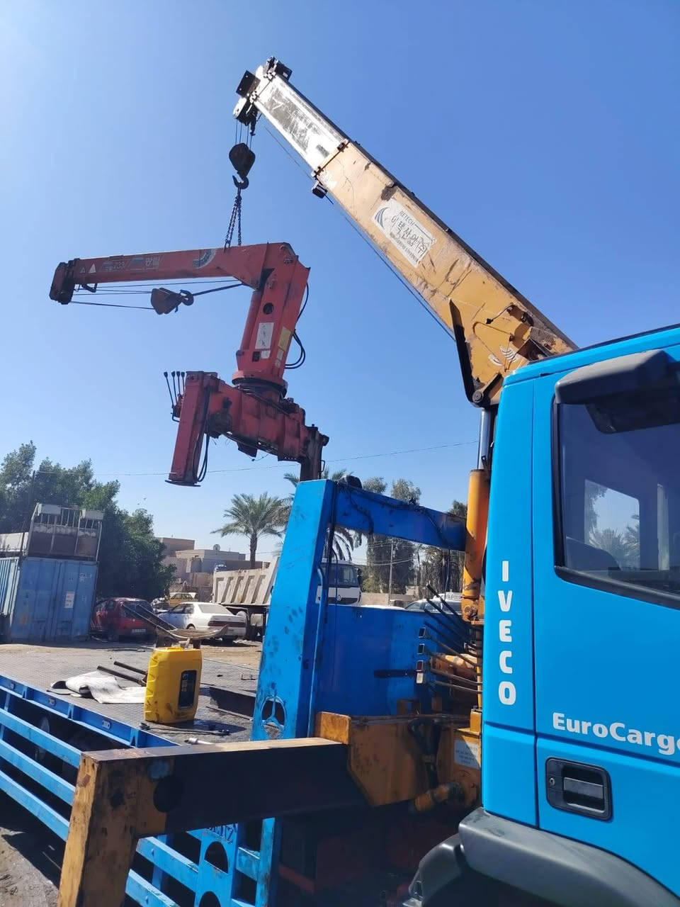 🔴 للبيع — كرينات حوية وارد حديثاً
متوفر لدينا كرينات هيدروليك مختلفة الأحجام
✔️ كرينات حوية (ما مشتغلات بالعراق)
✔️ حمولة 3 طن و 5 طن
✔️ موديلات سليتين – 3 سليتات – 4 سليتات
✔️ حالة جيدة جداً وفحص متوفر
الموقع: العراق _ بابل _ الحله _ حي الصناعي 
📞 للاستفسار: ***********
مراسلة واتساب أو اتصال مباشر
