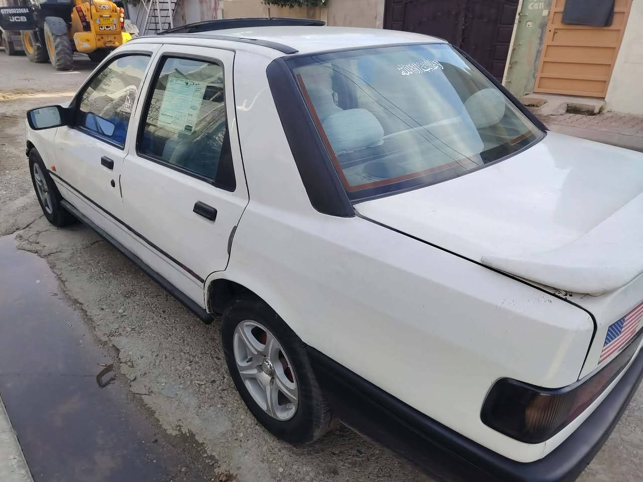 السلام عليكم فورد سيرا رقم كركوك الجديد
السعر 18 العنوان بغداد الدوره 
***********
