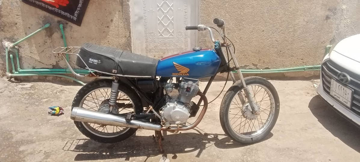 البيع سعر 300.     ***********
