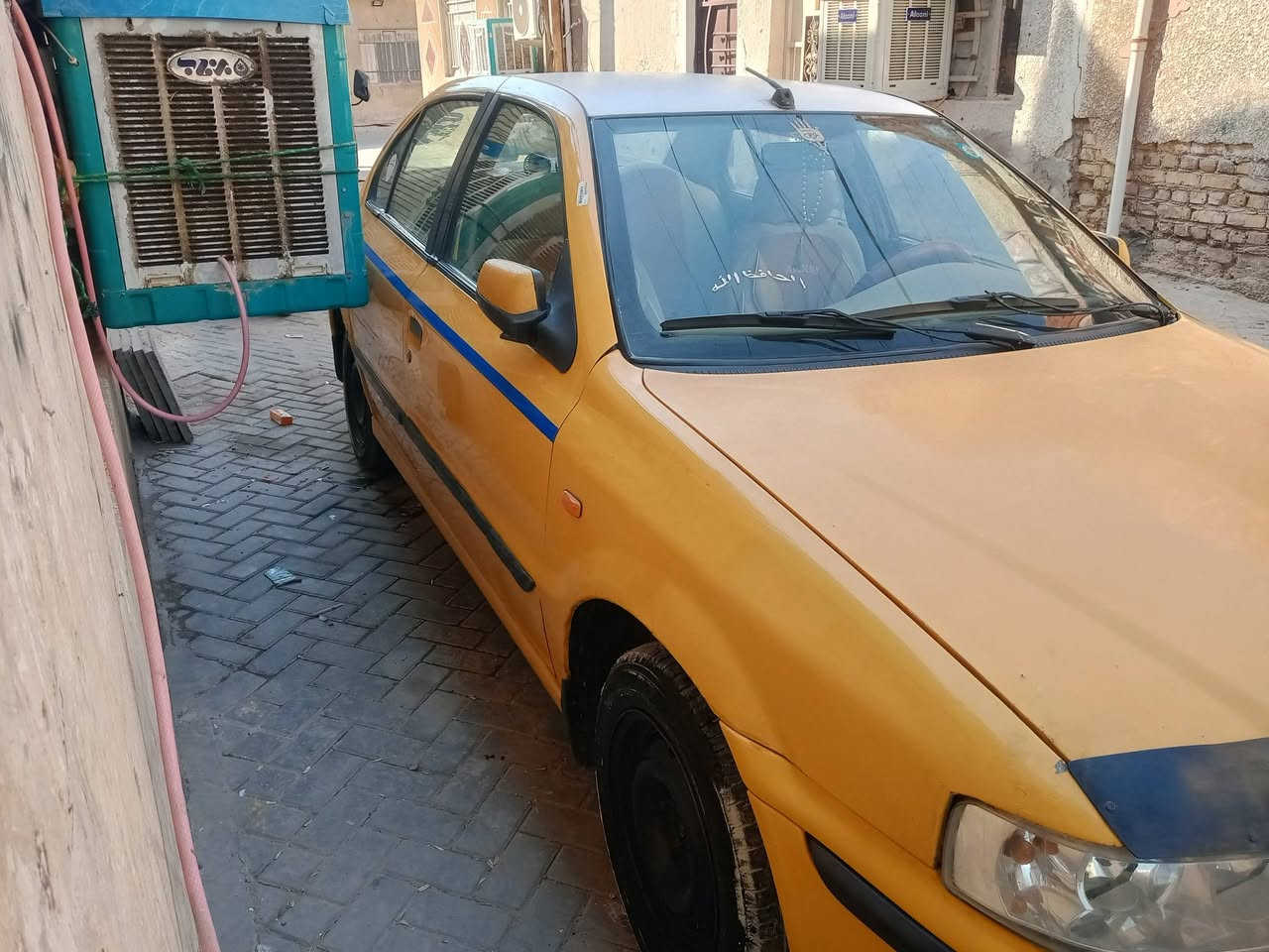 السلام عليكم سياره للبيع سمند موديل 11 كير ومكينه فرنسي كفاله لا تنقيص ولا تبخير مكاني بغداد مدنيه الصدر السعر25 وبيه مجال قليل ***********
