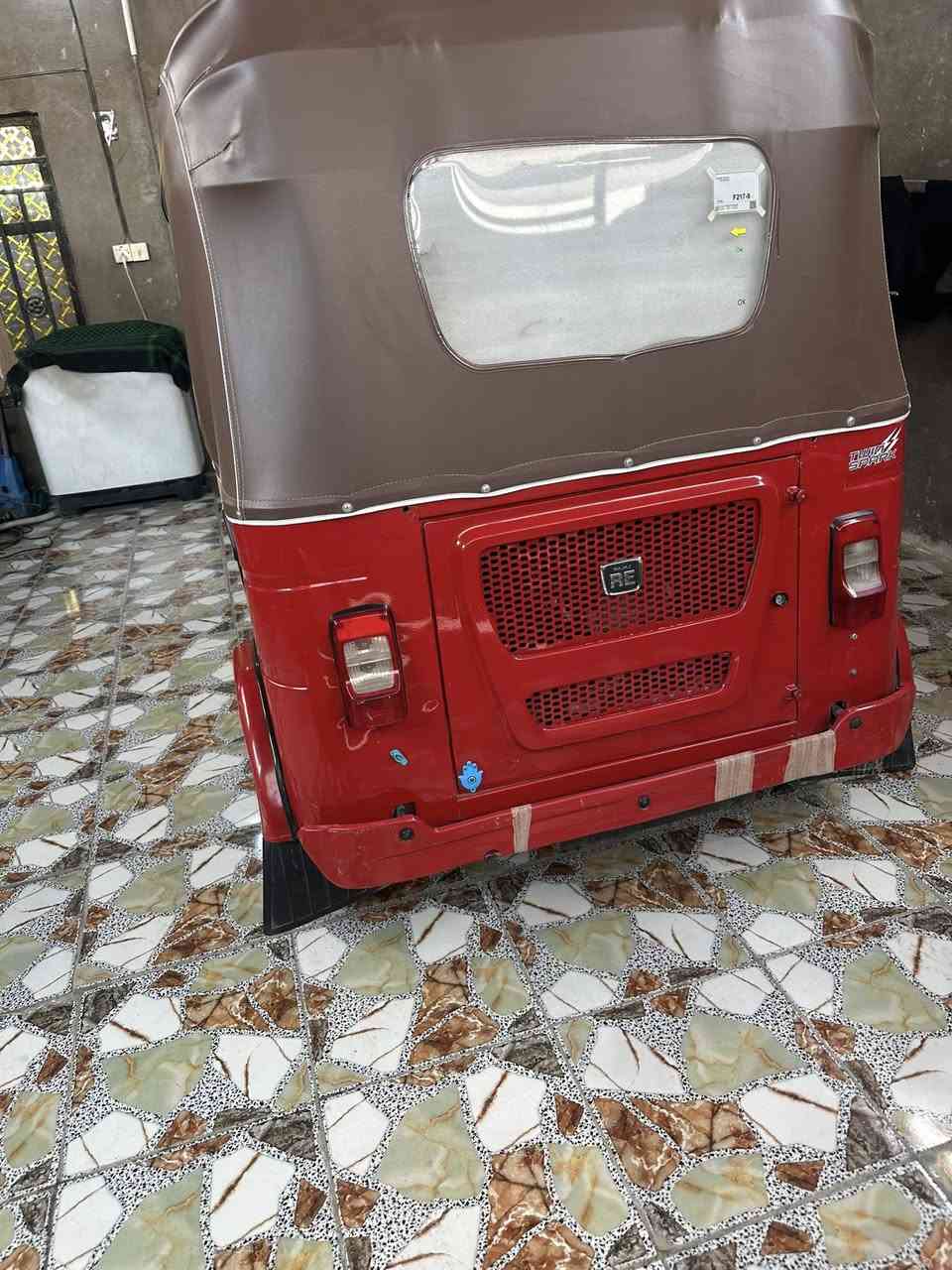 سلام عليكم تكتك لبيع مكاني سبع قصور سعر 8/900بيه مجال لطيبين رقمي ***********
