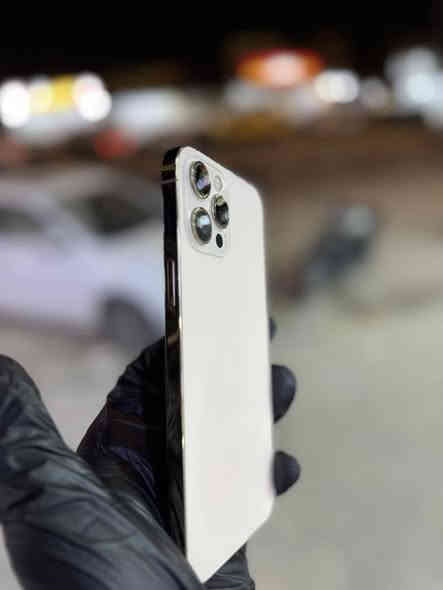 12 برو ماكس 
بطارية 100 
ذاكره 256 
ماستر A/AA 
نضافه فول 
مبدل شاشه وبطاريه 
سعره 369 بي مجال 
***********
