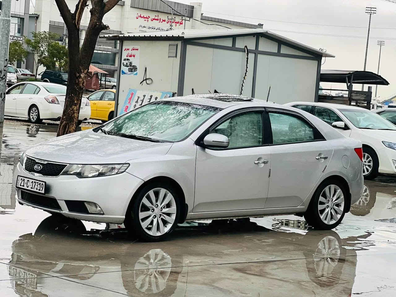 کیا سیراتۆ 2012. گیر تۆماتیک. ٥ پارچەی بۆیاخە بئ ناوگرتن و لیدراو. سۆنەریم داناوە. کالبوونەوەی نیە. بەشەردی گیر و مەکینە و تبرید. مواسەفات (سلایت و ABS و حاسە و ڤۆلیوم و بلاجکتۆر و ویل ١٧ و ….هتد). تاییە و سەدری تازەیە. سەیارەیەکی زۆرپاک و مالی دۆست. سەنەوی و رەقم تازەیە بەشەردی تحویل و غەرامە. سعر فرۆشتن ٨٤ گەلا. شوین. کلار

ژم 
***********

واتس اپ و ڤایبەری لەسەرە

*********** كالار, السليمانية
