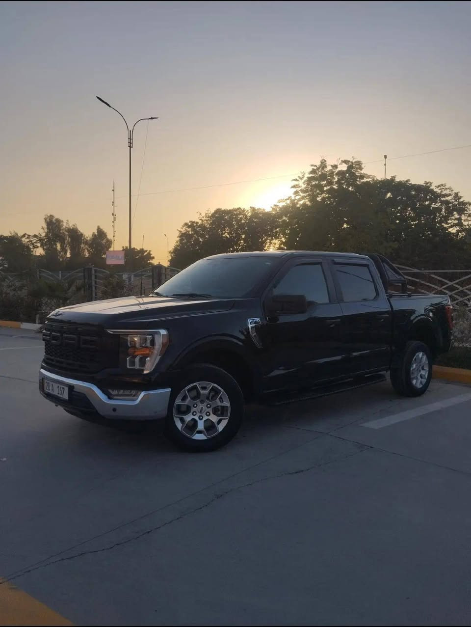 للبيع فورد F150 موديل 23 أمريكي
حادث سرقة ثلاث قطع 
مواصفات XLT
باب طويل بدي قصير المرغوب
حجم المكينه 5300 V8
كير تعليك كراسي متصل رقم مميز بأسمي ديالى انكليزي 
كير مكينه مكفولات تبريد ثلج حداديه صدر تخم تاير السياره جهازه  السعر 228اوبيها مجال للشراي مكاني ديالى بعقوبة للستفسار أتصال ع الرقم ***********
