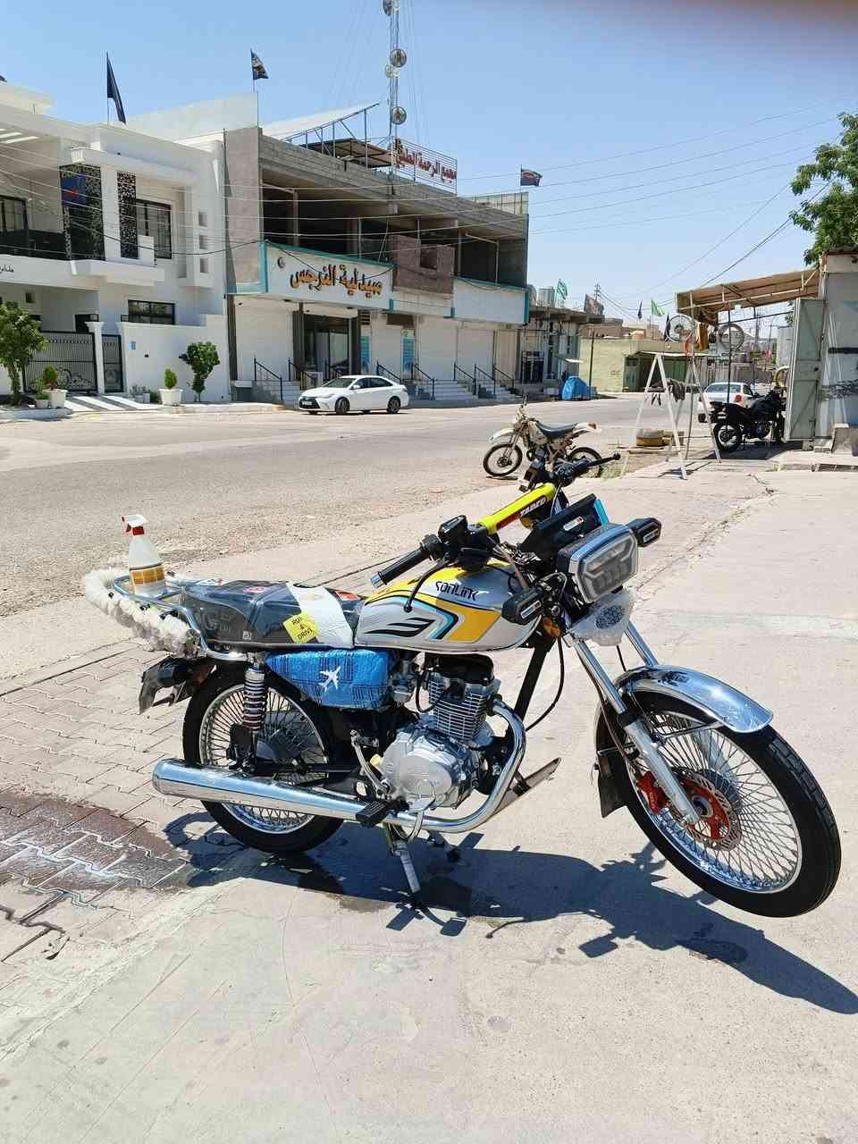 سلام عليكم مطور للبيع موديل 25 لوك سعر 725 شراي خابر ***********
