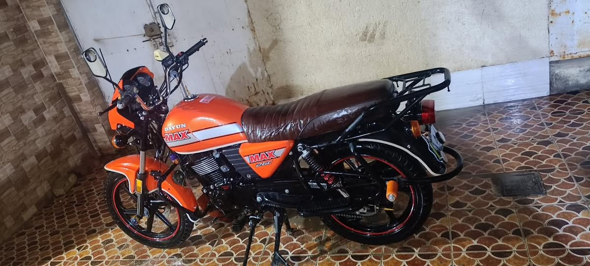 ( #مكلف_بلنشر ) السلام عليكم دراجة دايون ماكس للبيع موديل 2023  طالعة بال 2024 اوراق اصولي الدراجة كفالة عامة من كلشي المكان الشطرة 
رقم صاحب الدراجة ‭0781 173 5474‬
