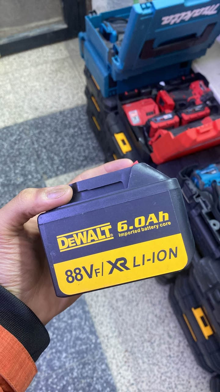 تصليح كل انواع الدريلات والكوسرات البروشلس ماطور والفحمات والعدد المختلفة الشحن والكهرباء 
باركسايد فيركس اوزيتو ديولت ميلواكي بوش ايربور هلتي تيتان وورك زون وكل الانواع الباقية 
عنواني بغداد الحرية *********** بغداد, العراق
