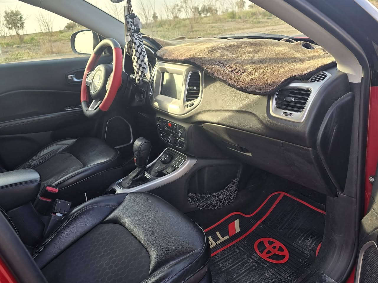 السلام عليكم جيب ٢٠١٨ ماشيه ٧٠ صبغ قطعة وحده فقط السعر ١٢٠ العنوان صلاح الدين ***********
