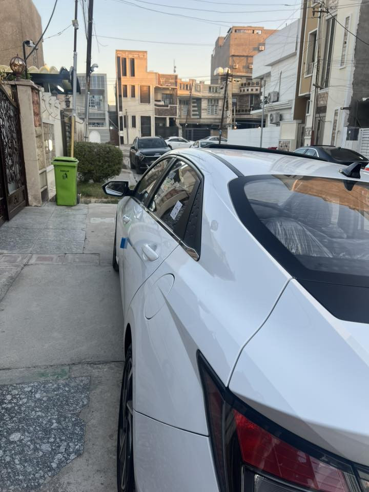 السلام عليكم 
للبيع النترا 2024
ماشيه53 على ايدي من الزيرو
رقم اربيل بسمي تحويل ثاني يوم
بيها صبغ يم قبق البانزين اثر طخة وعندي الصورة قبل التصليح
السيارة نظيفة وشادلها باتري وتخم تاير جديد 
الموصفات 
فتحة
شاشه وكيلو متر شاشه
بصمة
كشنات جلد 
تبريد قطعتين
هاند بريك بصمة واوتو هولد
٤ وضعيات قيادة
حساس امامي خلفي
لد امامي 
ويل كروم ١٧ وحساس تاير
تحكمات ستيرن فول مثبت سرعه واوامر صوتيه
دركة D وجلد خياط 
مري شفط اوتو
مكينه ١٥٠٠ 8نوزل وكير ٨ سرعات
السعر ١٤٢ 
مكاني بغداد نفق الشرطه 
للاستفسار :***********
