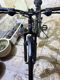 شبابنا الطيبة عندي بايسكل للبيع نوعيته جبلي جديد ونظيف مستخدم قليل سبع...