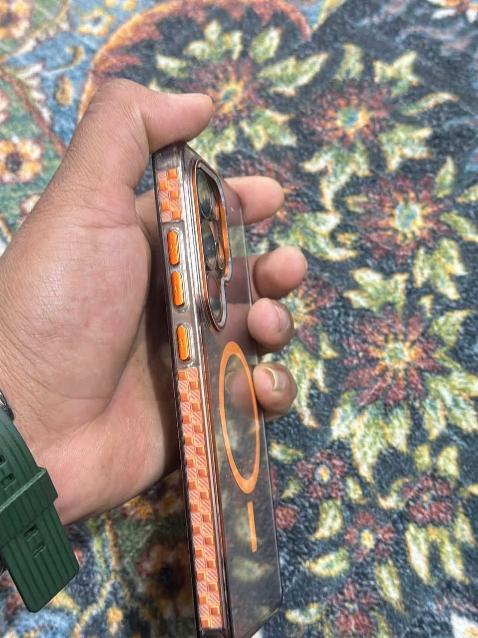 سلام عليكم جهاز s25 التره ذاكره 256 
جهاز جديد جديد  مستخدم يومين ويه كارتونه و شاحنه
والجهاز  بعده بل ضمان سعره مليون 300 وبي مجال للطيبين 
عنوان بغداد مدينه الصدر 
رقم ***********
