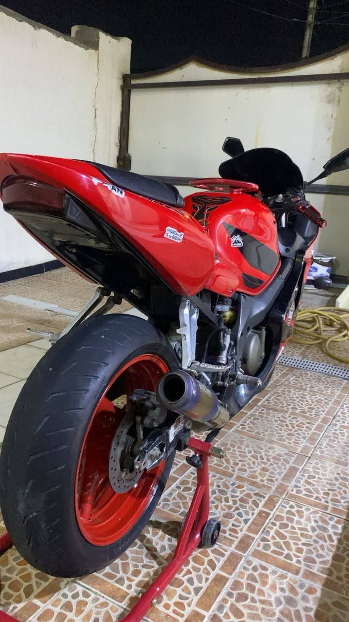 f4i
كفاله عامة ، اوراقها كامله 
ممتواجد ع فيس 
***********
