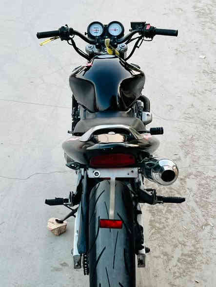 البیع 600هورنیت شرط محرك مكان كركوك  سعر 19بی مجال رقم موبایل ***********
