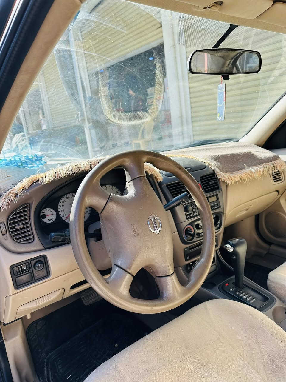 نيسان صني موديل ٢٠٠٩ ياباني
كلها على الابلادي بس شبر تعديل بارد بل بونيد 

1/سنوية جديدة 

2/ بطاقة بانزين 

3/شرط التحويل 

للاستفسار 🗣📲📞 حجي عذاب / ***********
ا
لسعر 117 وبي مجال بسيط لشراي 

مكان السيارة كركوك قضاء داقوق
