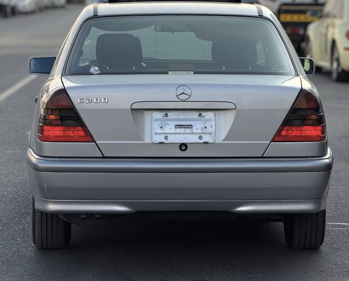 ادوات حديده كلك بدون رقم
السلام عليكم للبيع فقط مرسيدس C200 موديل 2000 اصل وارد يابان 
 كصه قماره فقط من تكم وصبغ فقط ع كد الكص باقي سياره كفاله 
محرك 4 سلندر خراطيم  وكير D4 وحداديته وكهربائيات وتبريد تدفئه شرط بوضع شركه برغي ممفتوح بيهن بدون عطل ونقص موصفاته معروفه جام اوتو دبل مروحه دبل فيت بم سنترلوك مري شفط تجاوي كهرباء الخ ..

متؤمه ارقام وسنويه شمالي طبق الاصل مكانه بغداد العطيفيه 
والسعر 38 ورقه وبيه مجال بسيط بسيط حك الجيه اي استفسار فقط الاتصال رجاء ***********
