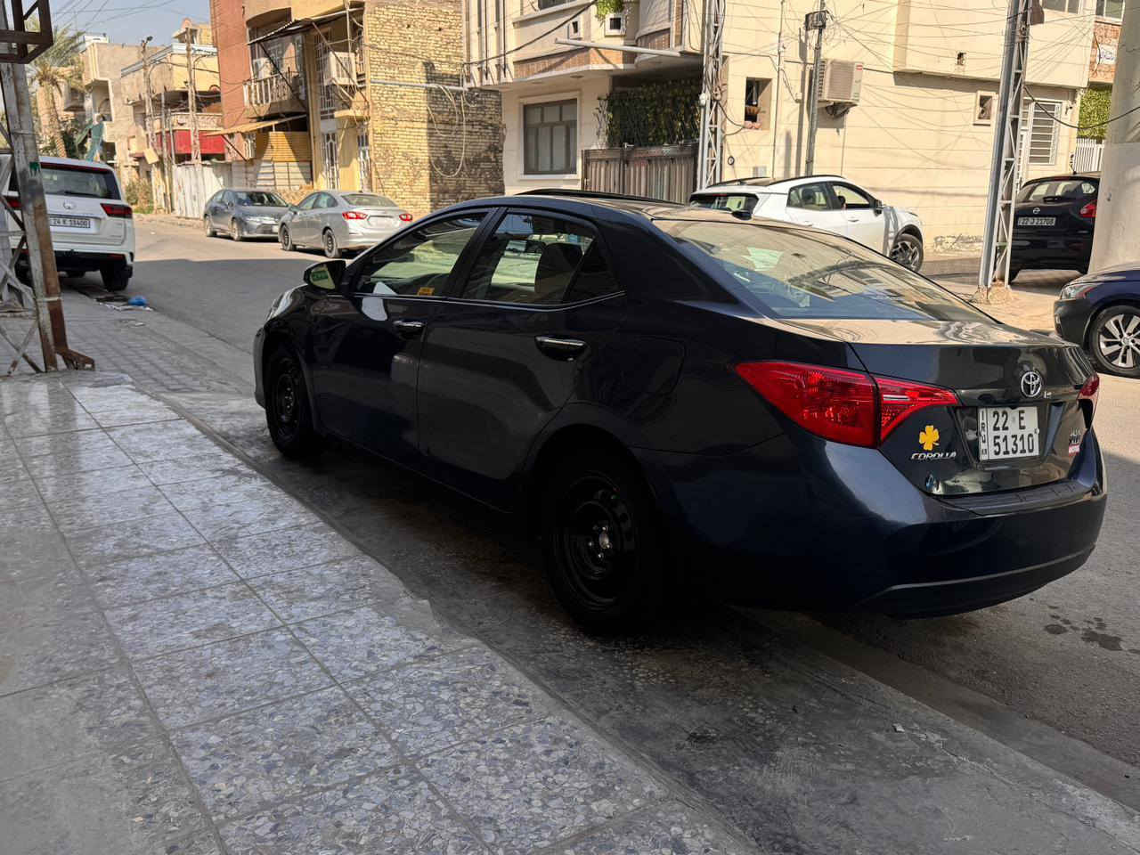 كورلا 2018 Xle فول موصفات اربيل بسمي هزه سنويه رقم كله جديد 
ماشيه 117 الف سياره فول بصمه سلايت كشن جلد كشن كهرباء رادار لايت عدسه بجم قرش سياره جاهزه 
السعر 122  بيها كلير من امريكا قطعتين  
مكاني بغداد حي القاهره ***********  صور الضرر او السونر بالمنشور
