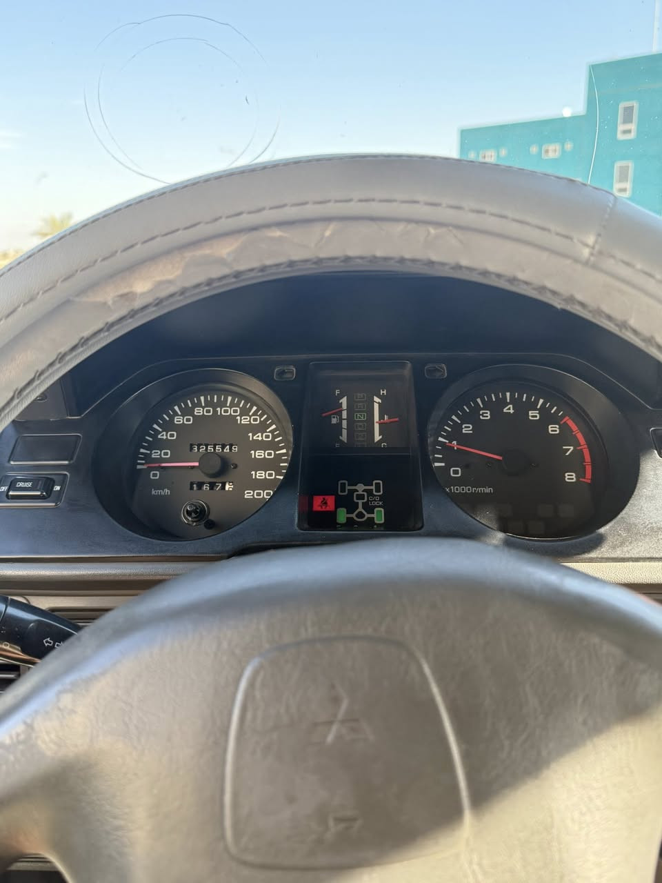 🚙 للبيع باجيرو 2000
للبيع باجيرو موديل 2000لون رصاصي، سيارة مرتبة واستعمالها طيب، مناسبة للعائلة والسفر والطرق الطويلة.

✅ المحرك 3000 (تبخير)
✅ فتحة سقف
✅ 3 قطع تبريد شغالة
✅ 7 ركاب
✅ جير أوتوماتيك
✅ لون رصاصي
✅ رقم بغداد / مشروع وطني
✅ السيارة باسمي وجاهزة للنقل
✅تايرات 🛞

💰 السعر: 95 ورقة
📌 السعر بيه مجال للزَبون الجاد
العنوان : بغداد بسمايه

📞 للاستفسار: ***********

الله يبارك للبايع والشاري، والمعاينة خير برهان. 🚗✨

#باجيرو #باجيرو_2001 #سيارات_بغداد #للبيع #ميتسوبيشي_باجير
