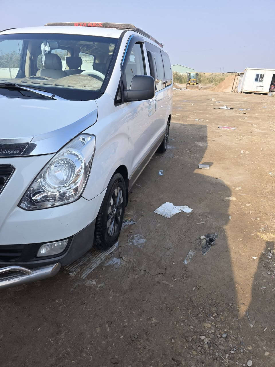 السلام عليكم ستاركس موديل 17رقم بغداد بأسمي تحويل مباشر سياره مصفره من كلشي وجاهز ايي نقص مابيه 
بيه رشت صبغ جاملغ خلفي فقط والباقي  كفاله 
 تحويره كصه 12مكاني ناصريه قلعه سكر ***********
سعره 205وبيه مجال للطيبين
