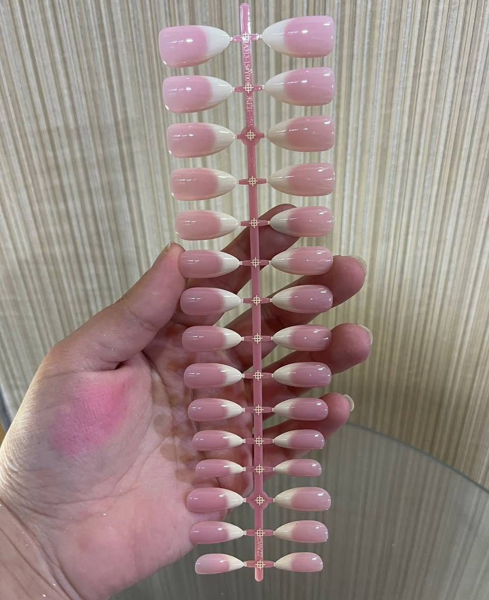 اظافر شي ان موديلات جديدة اظافر لحمية لوزي شريط يتكون من 30 اظفر + هدية ستيكر يكفي 24 اظفر 

سعر شريط 3

رابط الانستا https://instagram.com/store_janeet_shop

📩 للحجز راسلوا الصفحة 
🚚 التوصيل داخل السماوة الفين ، مناطق بعيدة والأقضية 3 
📦 توصيل لكل محافظات العراق : 3


**إذا كنت صاحب هذا الإعلان وتريد حذفه لأي سبب، رجاءا أرسل رسالة إلى الدعم الفني**