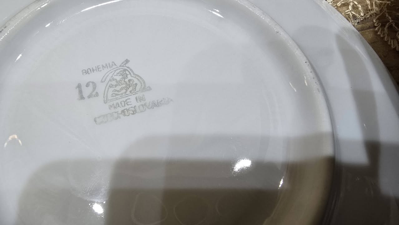 سيت جيكي
غير مستخدم 
75 قطعه 
للاستفسار مراسله الصفحه 
او الاتصال ***********
