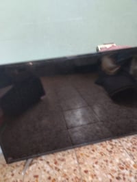 شاشة • تلفزيون