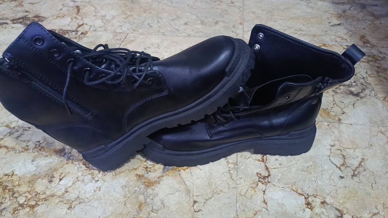 أعلا سعر ابيع القطعه اصليه هسه طلعتلي قياس 44


**إذا كنت صاحب هذا الإعلان وتريد حذفه لأي سبب، رجاءا أرسل رسالة إلى الدعم الفني**