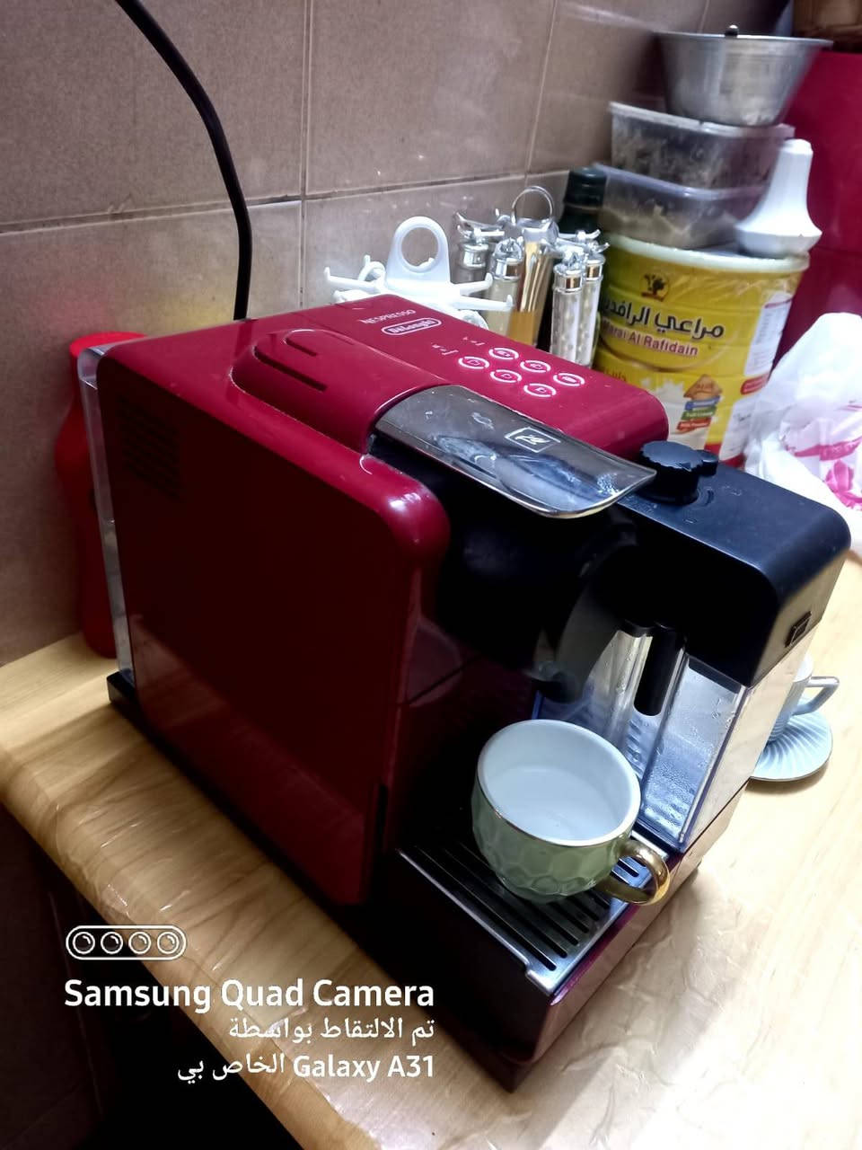 جهاز قهوة كبسولة المنشأ (  إيطالي)   سعر 150وبيها مجال ***********

