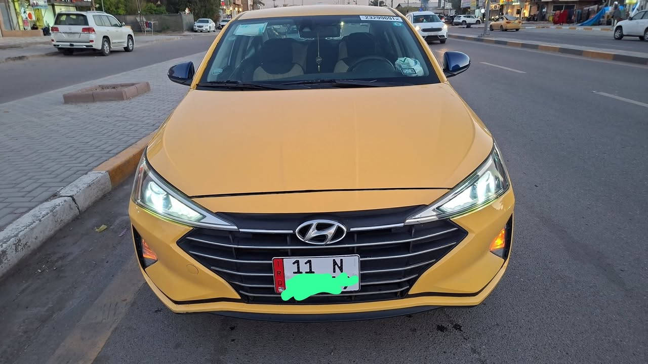 السلام عليكم
النترا موديل 2020 امريكي 
مكنيه 2000 دوش المرغوب لاصرف ولا تبخير 
كير اي تي المرغوب
 منظومة تبريد جديدة اضافة مروحة 
منظومة غاز جاهزة تشتغل كاملة
منظومة بانزين ونوزلات وبلكات ومجول جديد
تخم تاير ويل جديد 
بطارية جديدة
صدر جديد 
منظومة زنون 
شاشة كامرة
 تحكم ستيرن جهتين 
رادار امامي رادار جانبي توقف ذاتي 
نظامين قياده سبورت وعادي
حادث جاملغ امامي يمنه وبنيد 
رقم بغداد انكليزي جديد هزة وبحث جديد 
بأسمي ماشيه 96
*********** 
بغداد الكرخ 
السعر ١٢٣
