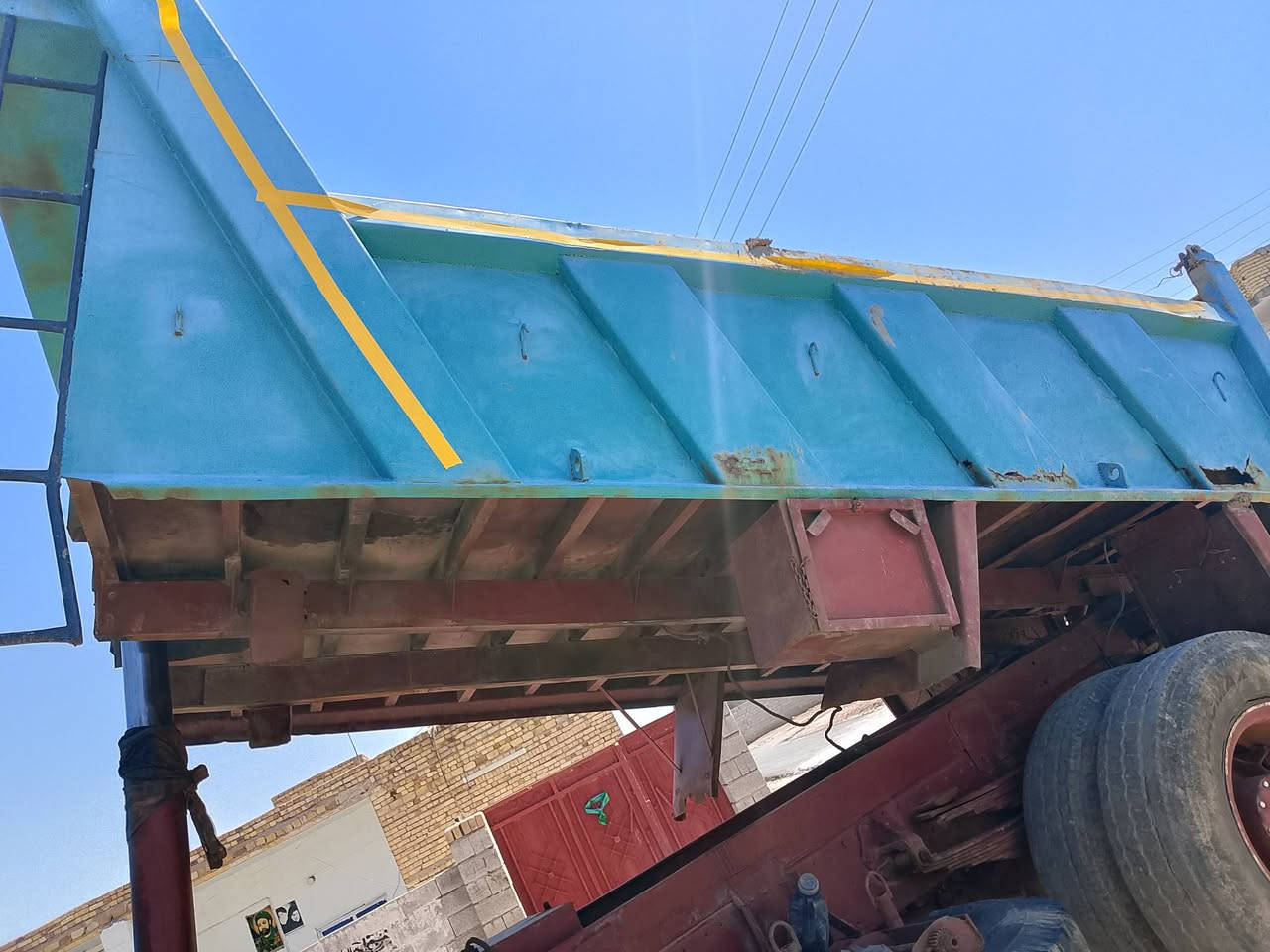 سلام عليكم بدي لبيع ومروس بدي حسب القناعه لمكان العماره قضاء لكحلاء ***********
