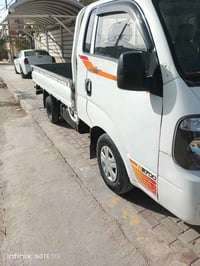 سياره للبيع 2013مكاني ديوانيه شاميه والسعر 93الرقم 07809377392