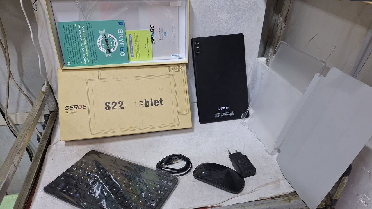 تابلت s22 نضام أندرويد ذاكرة ١٢٨ مع كيبورد وموس وشاحنه وكفر السعر ١٣٥ الف


**إذا كنت صاحب هذا الإعلان وتريد حذفه لأي سبب، رجاءا أرسل رسالة إلى الدعم الفني**